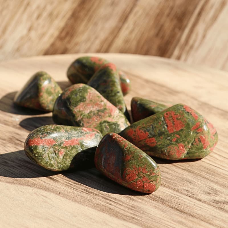 Pierre roulée Unakite – Guérison émotionnelle & équilibre du cœur - Bijoux en pierre De la terre à la lune