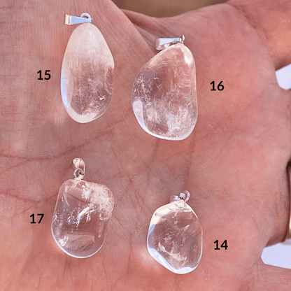 🤍 Cristal de Roche — Pendentif Pierre Roulée : Clarté, Harmonisation &amp; Énergie Pure - Bijoux en pierre De la terre à la lune