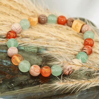 🔥 Feu Sacré – Bois Fossile, Cornaline, Aventurine Verte - Bijoux en pierre De la terre à la lune