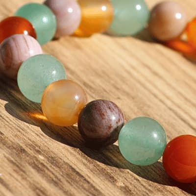 🔥 Feu Sacré – Bois Fossile, Cornaline, Aventurine Verte - Bijoux en pierre De la terre à la lune