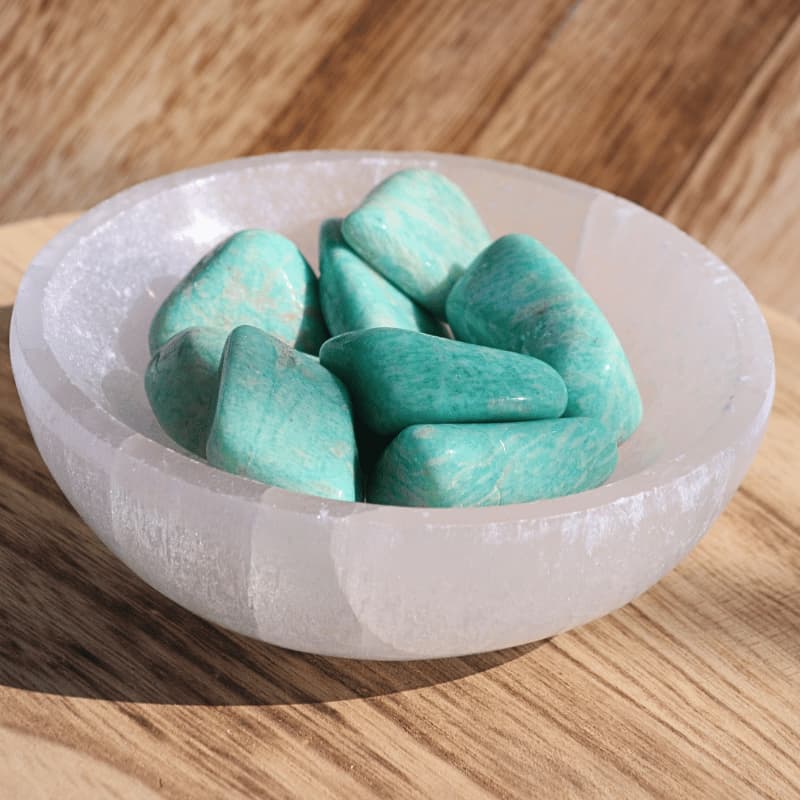 💚 Pierre roulée Amazonite – Expression sereine &amp; protection émotionnelle - Bijoux en pierre De la terre à la lune