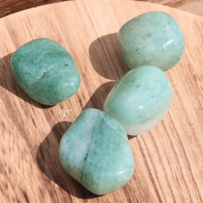 💚 Pierre roulée Aventurine Verte – Chance douce &amp; apaisement émotionnel - Bijoux en pierre De la terre à la lune