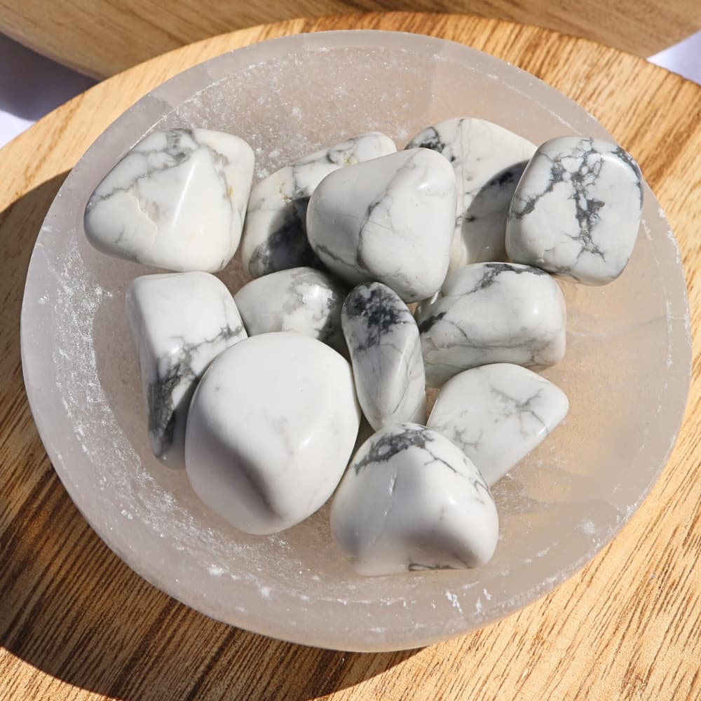 Pierre roulée Howlite – Apaisement mental &amp; patience douce - Bijoux en pierre De la terre à la lune