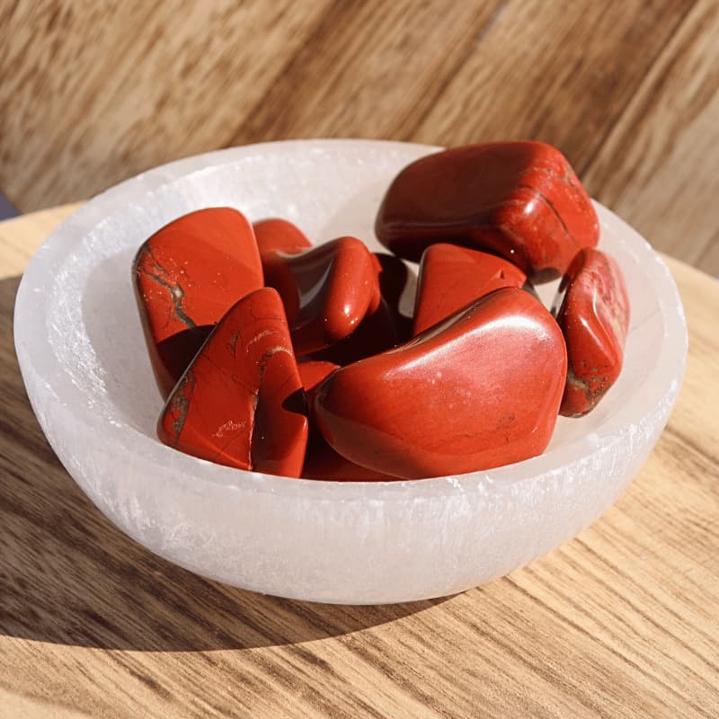 Pierre roulée Jaspe Rouge – Vitalité profonde &amp; ancrage courageux - Bijoux en pierre De la terre à la lune