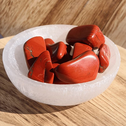 Pierre roulée Jaspe Rouge – Vitalité profonde &amp; ancrage courageux - Bijoux en pierre De la terre à la lune