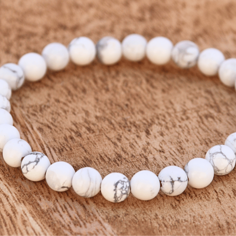 🤍 Sérénité Blanche – Howlite 🌟 - Bijoux en pierre De la terre à la lune
